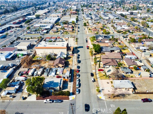 Detail Gallery Image 4 of 18 For 584 E H St, Colton,  CA 92324 - – Beds | – Baths