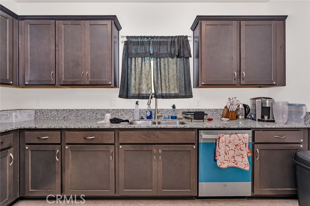 Detail Gallery Image 15 of 41 For 246 Montage, Merced,  CA 95348 - 4 Beds | 4 Baths