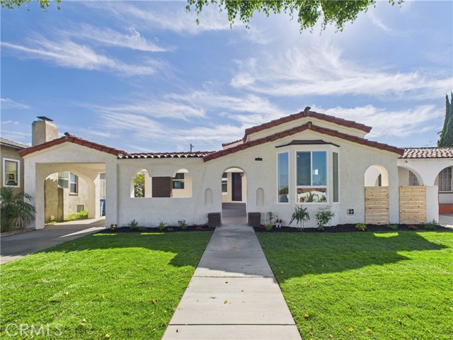 Detail Gallery Image 4 of 39 For 3116 W 78th Pl, Los Angeles,  CA 90043 - 3 Beds | 3 Baths