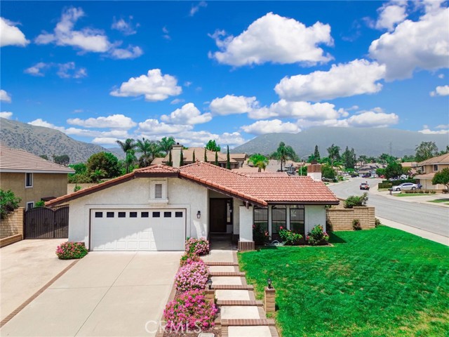 5697 Los Robles, La Verne CA: https://media.crmls.org/medias/223990ca-71ad-42fe-8b06-8d5f53ed40f6.jpg