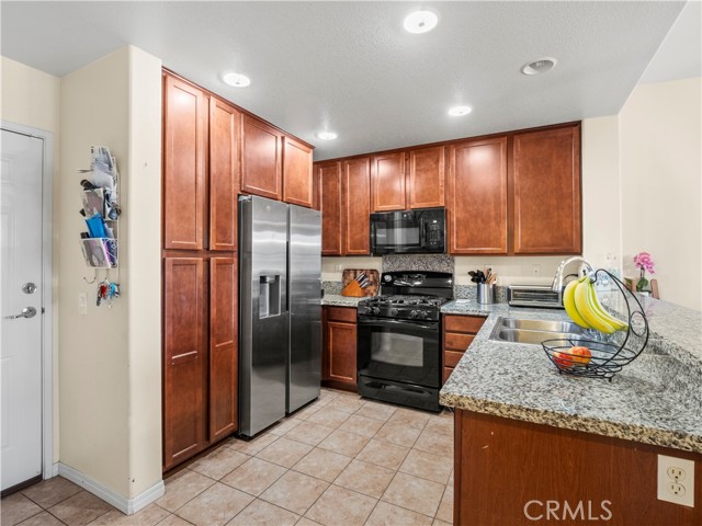 24496 Marzal Street, Valencia CA: https://media.crmls.org/medias/2239aa54-1134-489f-aa28-1b6dbfdfbb83.jpg