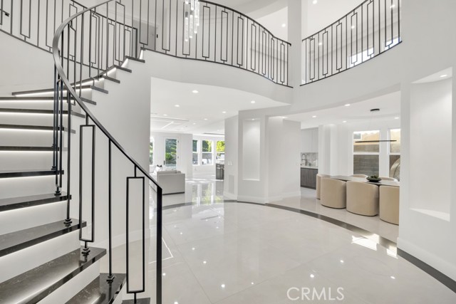 Detail Gallery Image 39 of 75 For 20151 via Medici, Porter Ranch,  CA 91326 - 5 Beds | 5 Baths