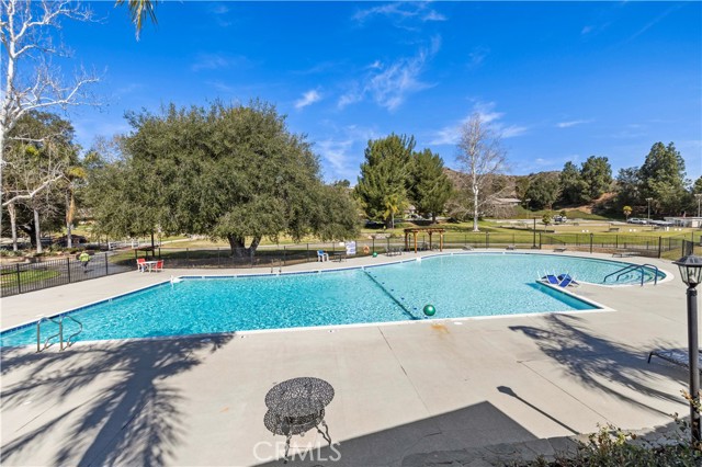 Detail Gallery Image 28 of 61 For 19439 Oak Crossing Rd, Newhall,  CA 91321 - 2 Beds | 2 Baths