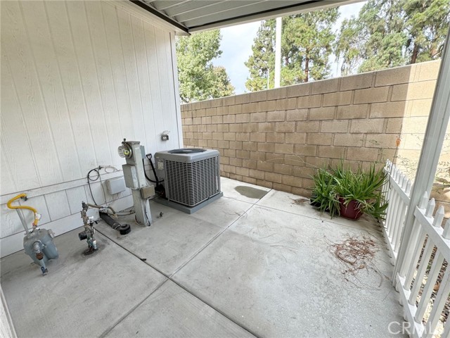 Detail Gallery Image 42 of 47 For 840 E Foothill Bld #200,  Azusa,  CA 91702 - 2 Beds | 2 Baths