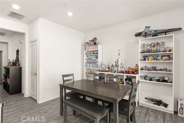 Detail Gallery Image 14 of 35 For 16680 Wyndham Ln #3,  Fontana,  CA 92336 - 2 Beds | 2/1 Baths