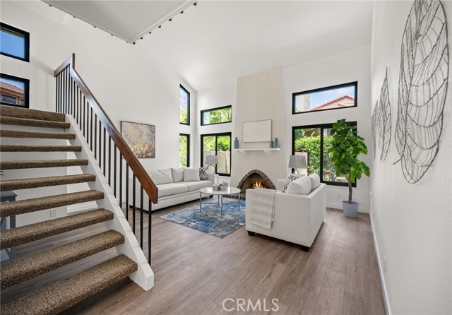 Image 11 of 60 For 18325 Gum Tree Lane