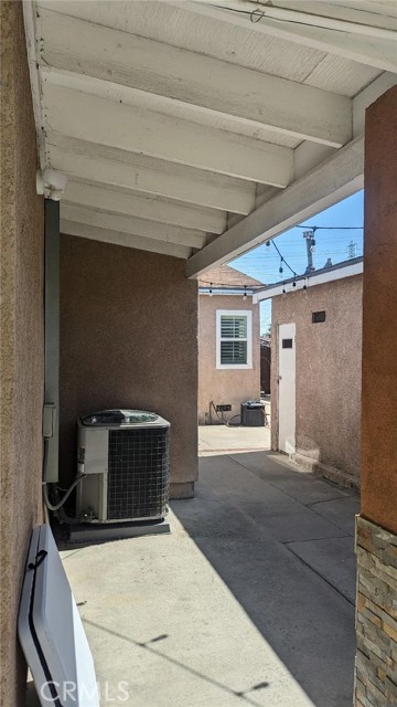 Detail Gallery Image 24 of 29 For 8743 Maple St, Bellflower,  CA 90706 - 3 Beds | 2 Baths