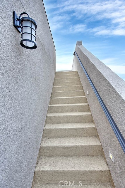 6 Crown Point Drive, Rancho Mission Viejo CA: https://media.crmls.org/medias/223bcbc3-5dd7-47c2-8886-326adca54432.jpg