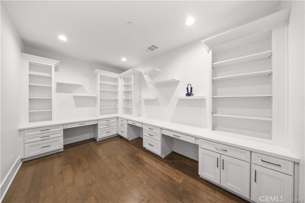 MLS #OC26132991 image #44
