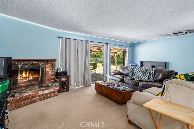 Detail Gallery Image 7 of 29 For 1138 E Avenue J4, Lancaster,  CA 93535 - 4 Beds | 2 Baths