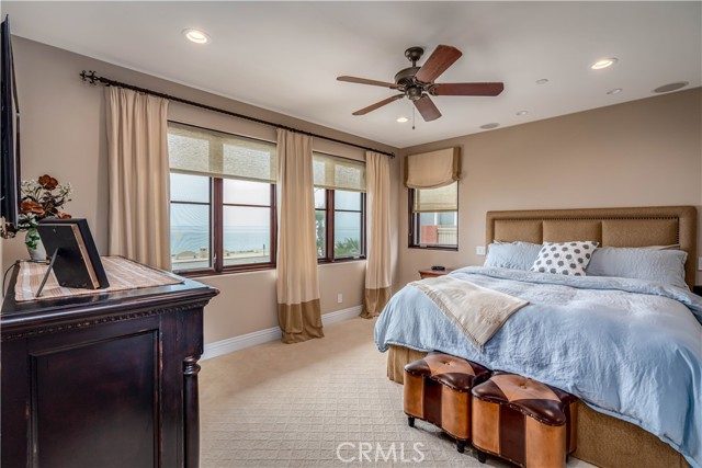 1724 Esplanade, Redondo Beach, California 90277, 3 Bedrooms Bedrooms, ,1 BathroomBathrooms,Residential,Sold,Esplanade,SB21185823
