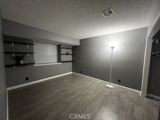 https://media.crmls.org/medias/223f9a88-6caf-4c4b-989c-e71ae1a70189.jpg?preset=X-Large