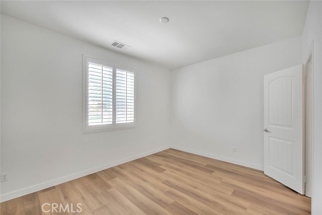 7868 Sea Salt Avenue, Fontana CA: https://media.crmls.org/medias/223fe82a-e265-4777-ab2f-ab5659b490ee.jpg
