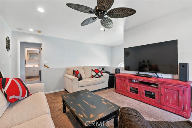 2275 Ximeno Avenue, Long Beach CA: https://media.crmls.org/medias/22409c37-4f1c-46a8-84b8-ca38c712f560.jpg