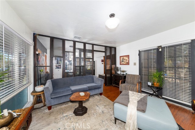 Detail Gallery Image 6 of 28 For 1388 N Lugo, San Bernardino,  CA 92404 - 2 Beds | 1 Baths