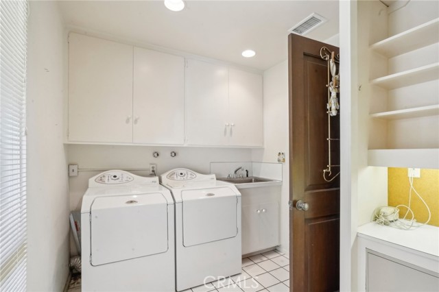42131 San Jose Drive, San Jacinto CA: https://media.crmls.org/medias/2241332a-f3a9-4494-9c4c-c293f5c9637c.jpg