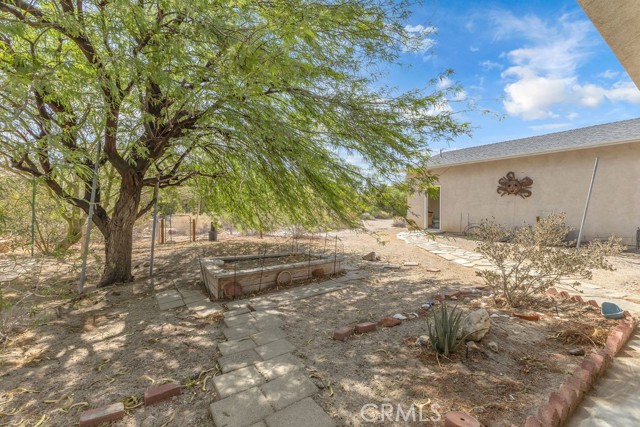 20980 Artesia Road, Desert Hot Springs CA: https://media.crmls.org/medias/2241b1d0-7f8e-478d-918a-b6b882a5aa1a.jpg
