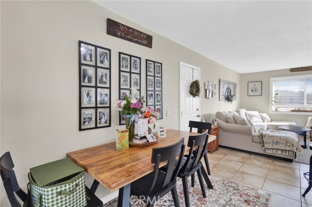 Detail Gallery Image 13 of 42 For 16654 Pawnee, Apple Valley,  CA 92307 - 3 Beds | 2 Baths