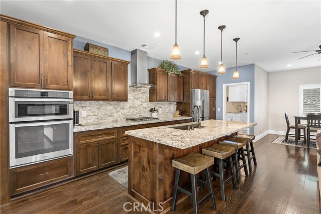 425 Sandalwood, Calimesa CA: https://media.crmls.org/medias/2242a843-3a0f-45a4-8db2-c882a2475e79.jpg