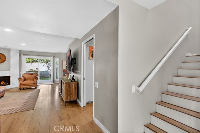 Detail Gallery Image 4 of 25 For 175 Admiral Way #20,  Costa Mesa,  CA 92627 - 3 Beds | 2/1 Baths