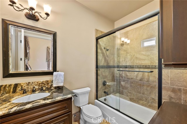 38565 Celine Cove, Murrieta CA: https://media.crmls.org/medias/22439bb9-1705-4c20-8a85-17f7794d133d.jpg