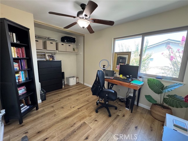 1673 East Avenida De Las Flores photo 11