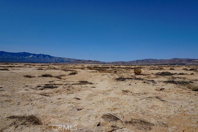 Detail Gallery Image 3 of 21 For 0 Meridian Rd, Lucerne Valley,  CA 92356 - – Beds | – Baths