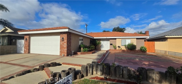 Detail Gallery Image 1 of 25 For 2618 S Pacific Ave, Santa Ana,  CA 92704 - 4 Beds | 2 Baths