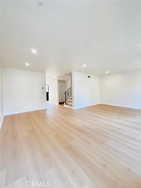 Detail Gallery Image 2 of 20 For 27939 Ridgebrook Ct, Rancho Palos Verdes,  CA 90275 - 3 Beds | 3 Baths