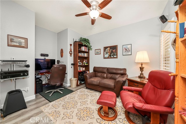 40266 Racquet, Palmdale CA: https://media.crmls.org/medias/22463943-ac8e-488e-8c24-6bc08cc2581d.jpg