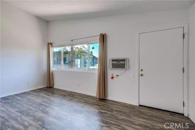 Detail Gallery Image 5 of 30 For 23332 Sesame St #C,  Torrance,  CA 90502 - 0 Beds | 1 Baths