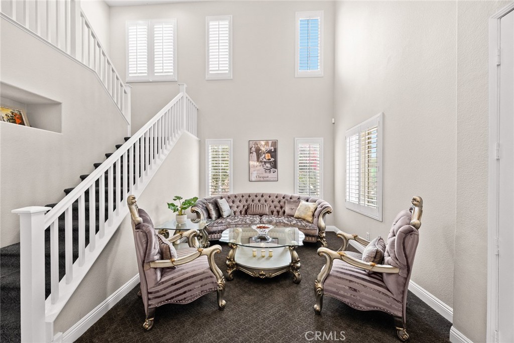 MLS #WS25260298 image #9