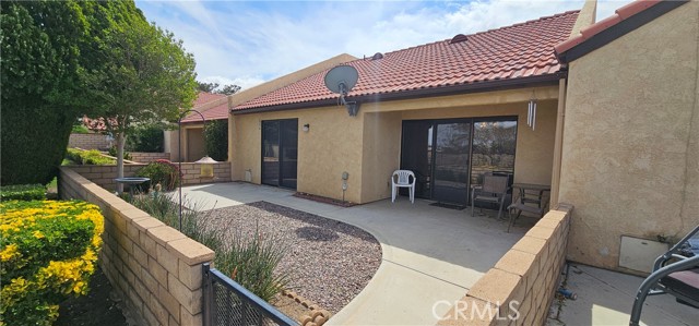Detail Gallery Image 9 of 13 For 19268 Elm, Apple Valley,  CA 92308 - 2 Beds | 2 Baths