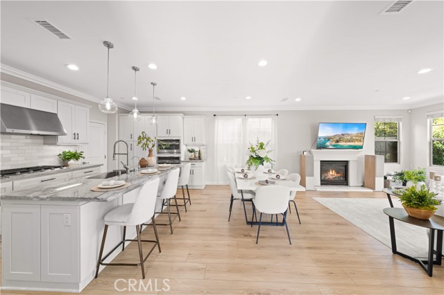 Detail Gallery Image 9 of 63 For 109 Bumblebee, Irvine,  CA 92618 - 4 Beds | 3/1 Baths