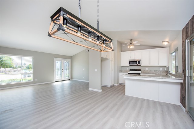 Detail Gallery Image 8 of 45 For 4465 Mimosa Dr, Yorba Linda,  CA 92886 - 3 Beds | 2 Baths