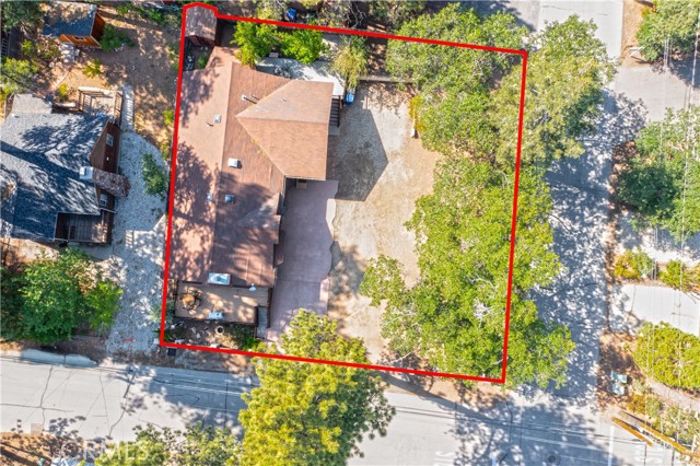 42531 Cedar Ave, Big Bear Lake CA: https://media.crmls.org/medias/224a1808-34e9-4f4b-ac72-5dd84eecd25c.jpg