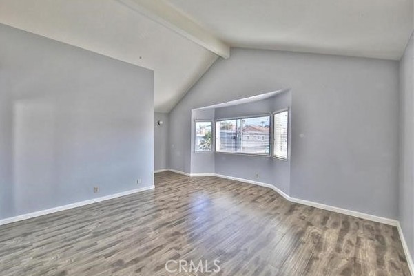 202 10th Street, Huntington Beach CA: https://media.crmls.org/medias/224aaa12-6fc0-4235-b34e-1128df677e72.jpg