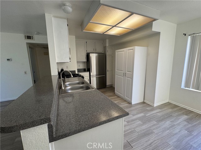 Detail Gallery Image 4 of 13 For 1365 Crafton #1089,  Mentone,  CA 92359 - 1 Beds | 1 Baths