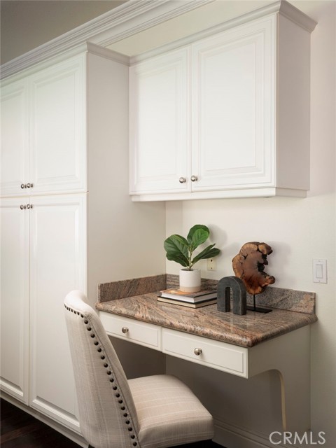 Detail Gallery Image 11 of 51 For 24589 Lola, Newhall,  CA 91321 - 5 Beds | 3 Baths