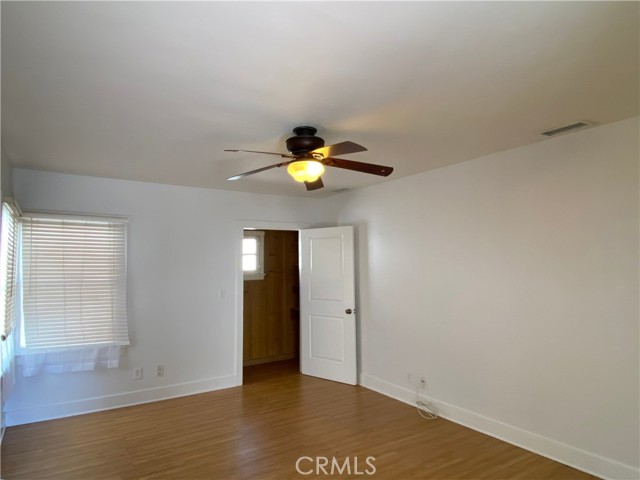 Detail Gallery Image 2 of 9 For 701 Mira Monte Pl, Pasadena,  CA 91101 - 1 Beds | 1 Baths