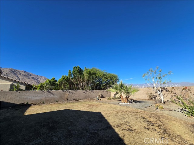 Detail Gallery Image 21 of 23 For 736 Summit Dr, Palm Springs,  CA 92262 - 3 Beds | 2 Baths