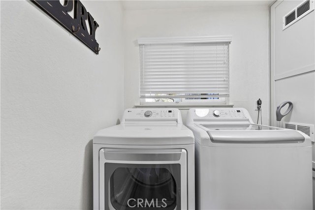 Detail Gallery Image 25 of 48 For 7215 Kourie Way, Oak Hills,  CA 92344 - 2 Beds | 2 Baths