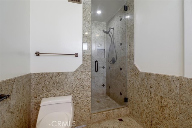 Detail Gallery Image 49 of 66 For 24216 Calvert St, Woodland Hills,  CA 91367 - 5 Beds | 3/1 Baths