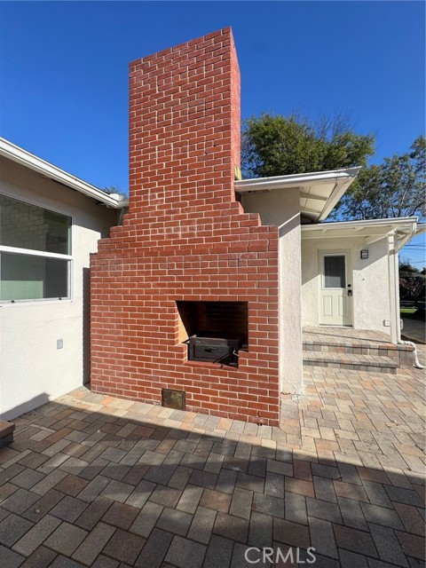 Detail Gallery Image 4 of 17 For 3855 Brayton, Long Beach,  CA 90807 - 4 Beds | 3 Baths