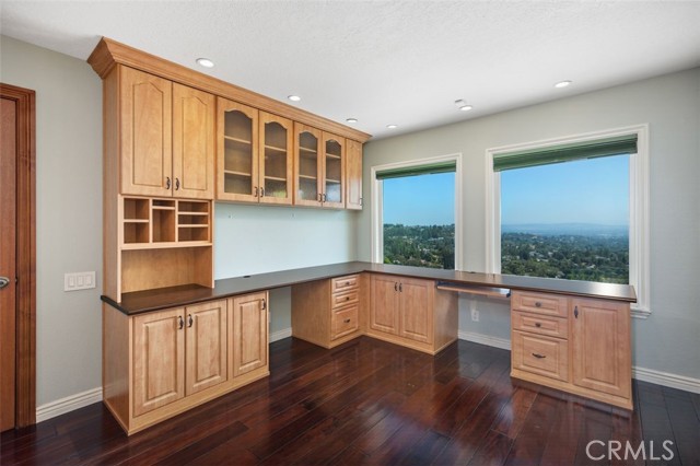 6150 E West View Drive, Orange CA: https://media.crmls.org/medias/2251b72e-f8b5-4730-b491-cc4a9e20b96d.jpg