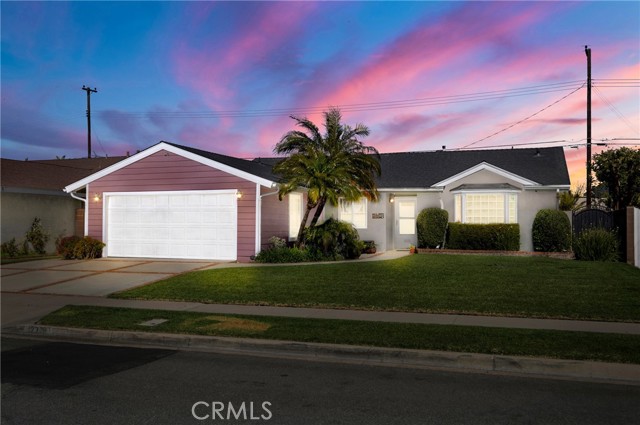 Detail Gallery Image 1 of 29 For 12372 Lamplighter St, Garden Grove,  CA 92845 - 3 Beds | 2 Baths