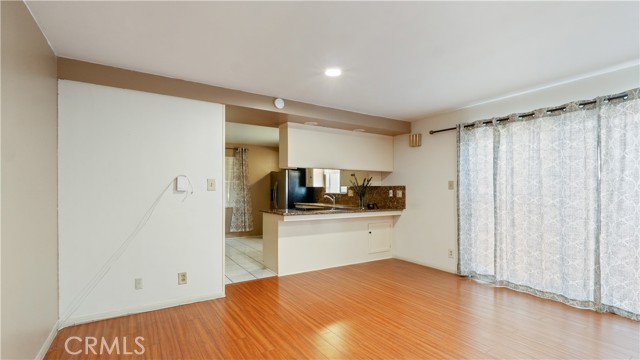 Detail Gallery Image 3 of 28 For 14903 S Normandie Ave #117,  Gardena,  CA 90247 - 2 Beds | 1/1 Baths