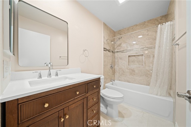 Detail Gallery Image 18 of 29 For 3 El Vado Dr, Rancho Santa Margarita,  CA 92688 - 3 Beds | 2/1 Baths