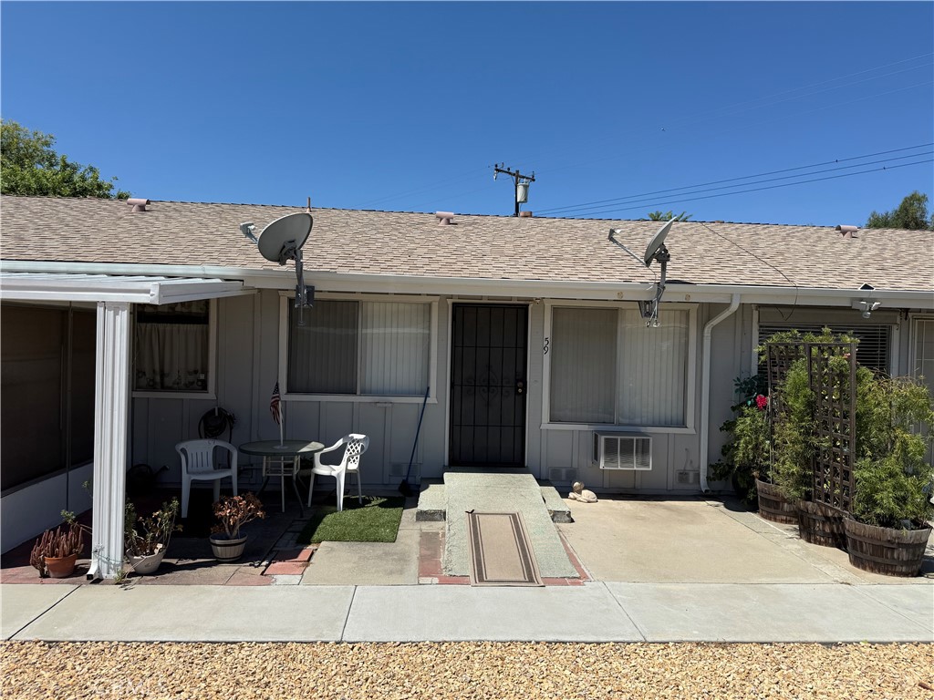 150 E Lakeshore Drive #59