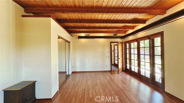 2051 Fair Oaks Avenue, South Pasadena CA: https://media.crmls.org/medias/2254440c-ccee-4e52-bd5c-302370377c58.jpg